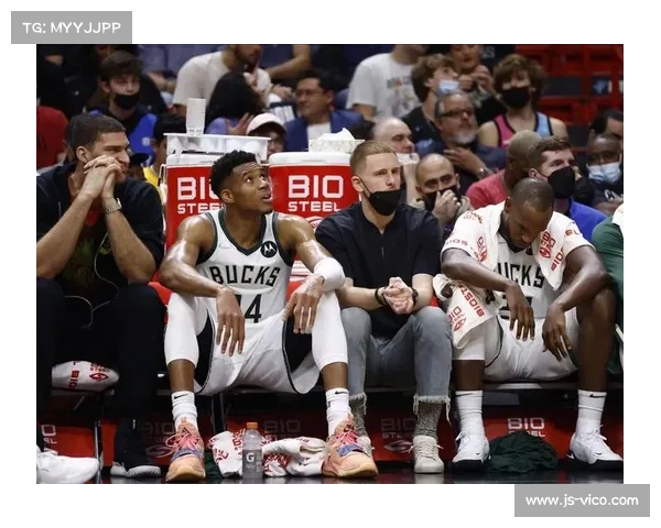 NBA季后赛对阵出炉,利拉德荣膺复赛MVP NBA季后赛对阵出炉,利拉德荣膺复赛MVP